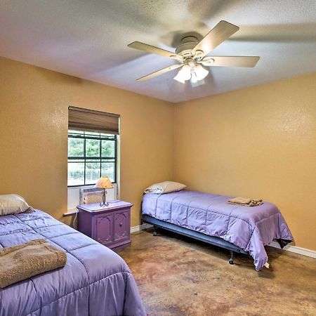 Texas Cabin On 130 Acres Walk To Lake Ray Roberts Collinsville Ngoại thất bức ảnh