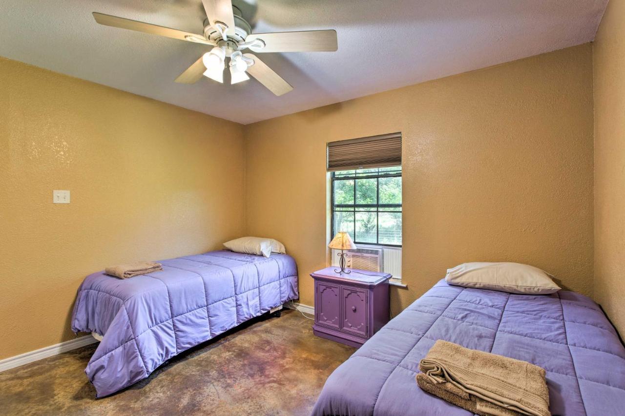 Texas Cabin On 130 Acres Walk To Lake Ray Roberts Collinsville Ngoại thất bức ảnh