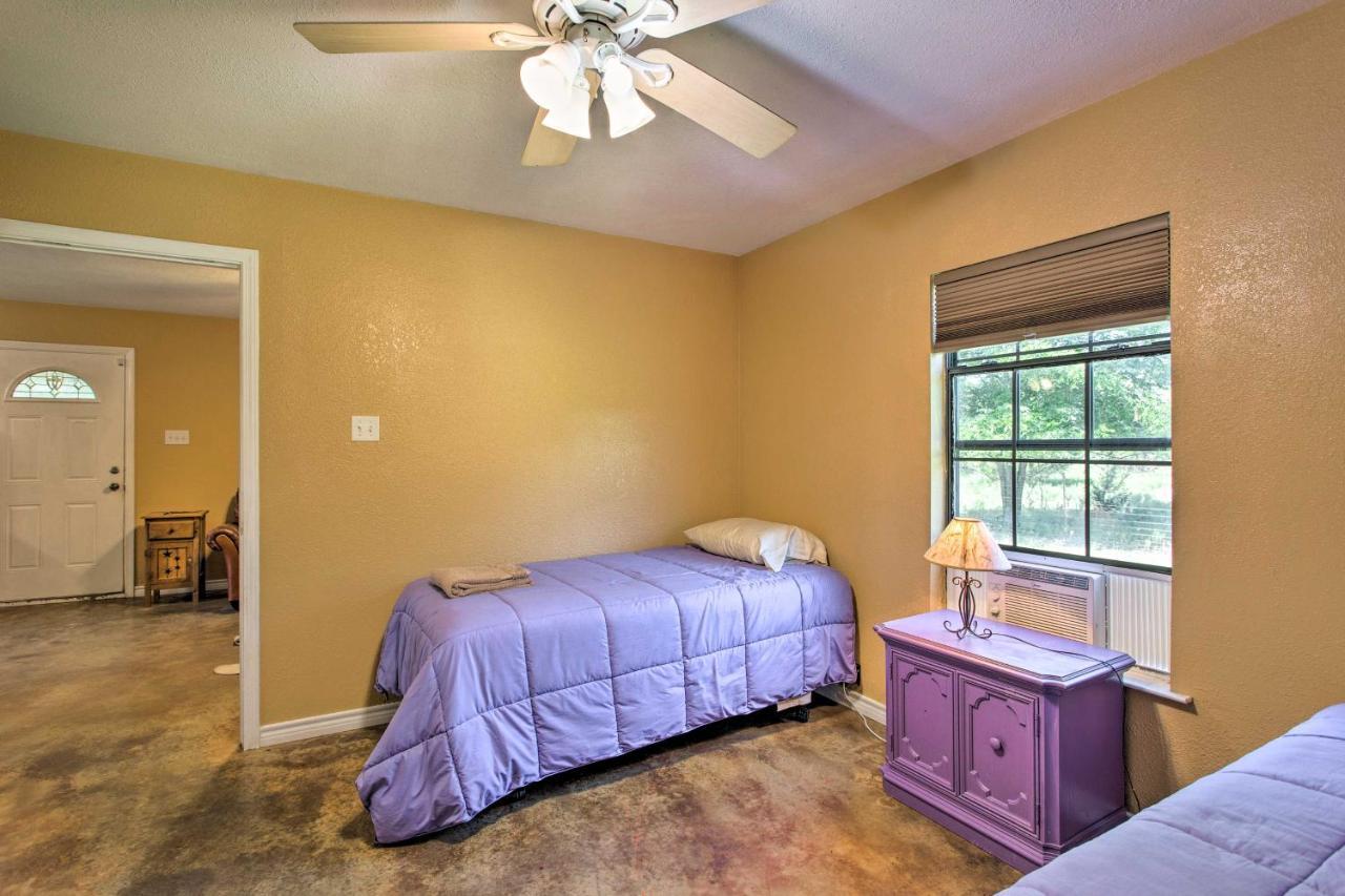 Texas Cabin On 130 Acres Walk To Lake Ray Roberts Collinsville Ngoại thất bức ảnh